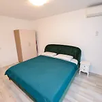 Unirii * بوخارست